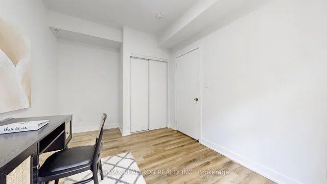 Additional image 23 of 20 Echo Pt Unit 131