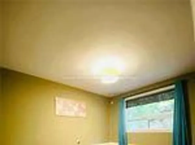 Additional image 8 of 1287 Warden Ave