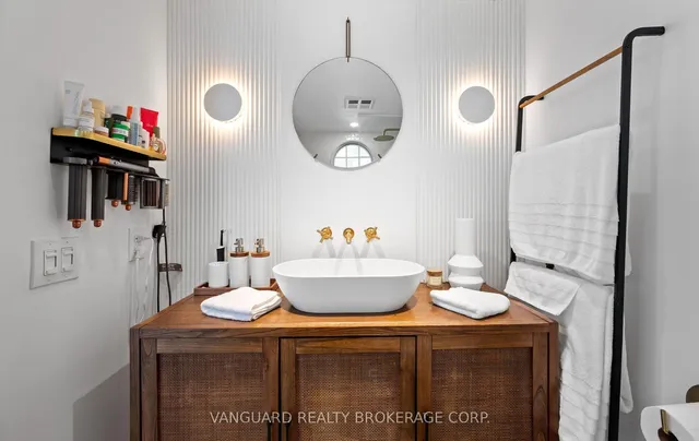 Additional image 47 of 250 Manitoba St Unit 619