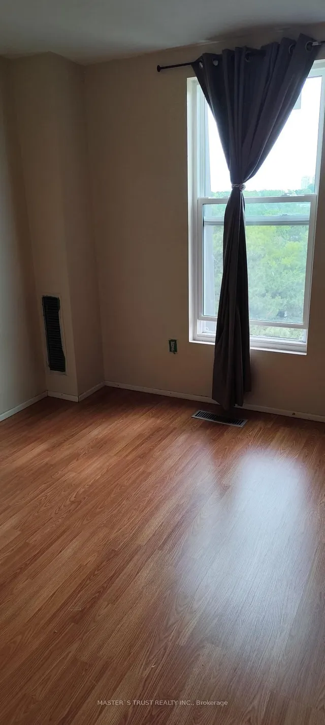 Additional image 28 of 165 Cherokee Blvd Unit 209