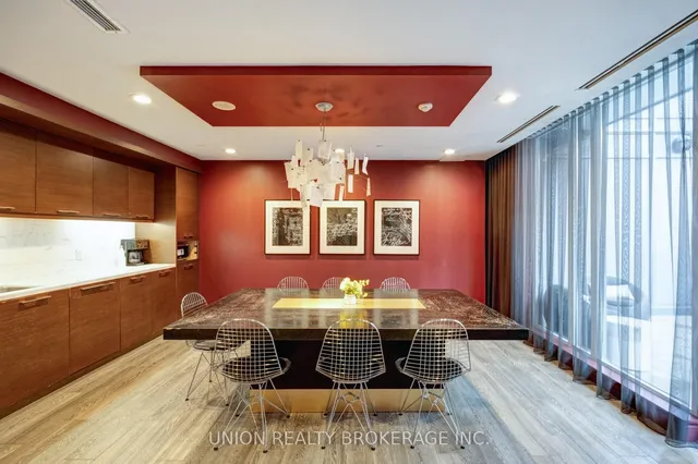 Additional image 32 of 105 George St Unit 405