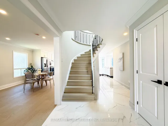 Additional image 24 of 2128 Mayflower Blvd