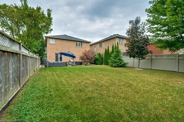 Additional image 43 of 47 Premier Rd