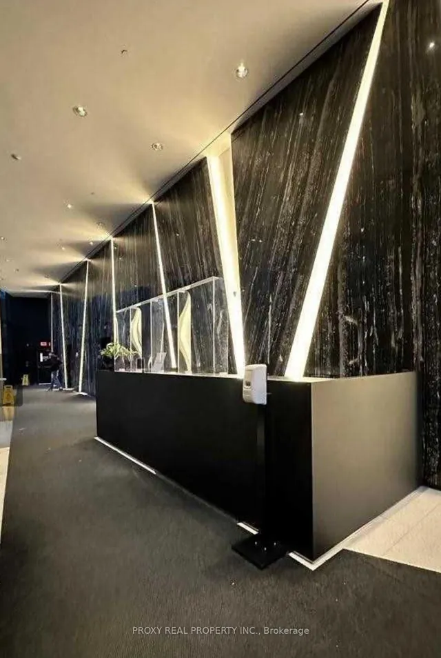 Additional image 3 of 125 Peter St Unit 2404