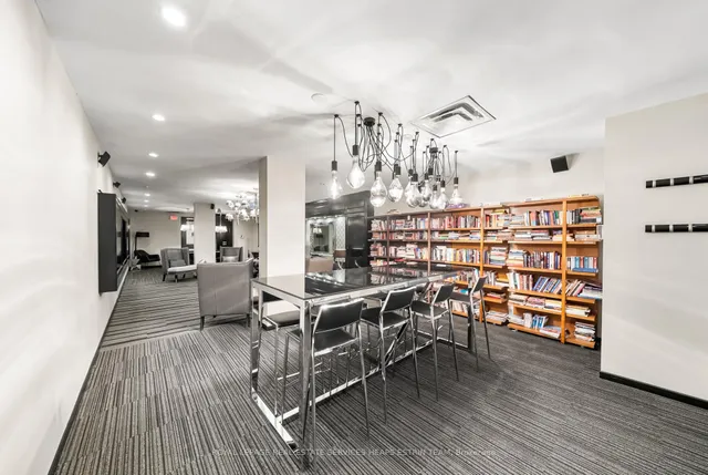 Additional image 31 of 510 King St Unit 212