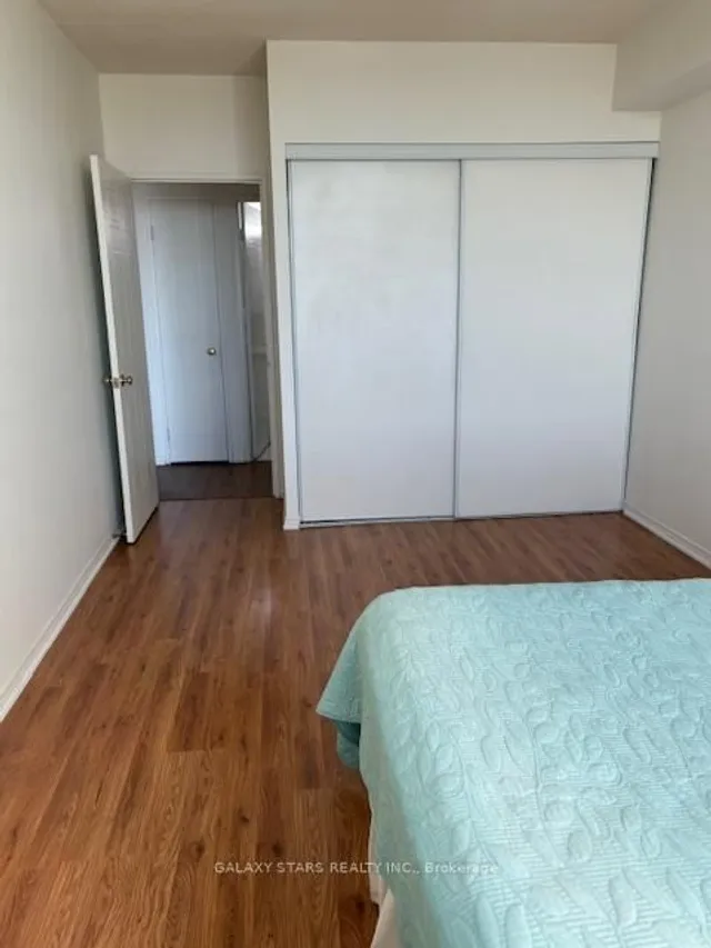 Additional image 7 of 400 Mclevin Ave Unit 1012