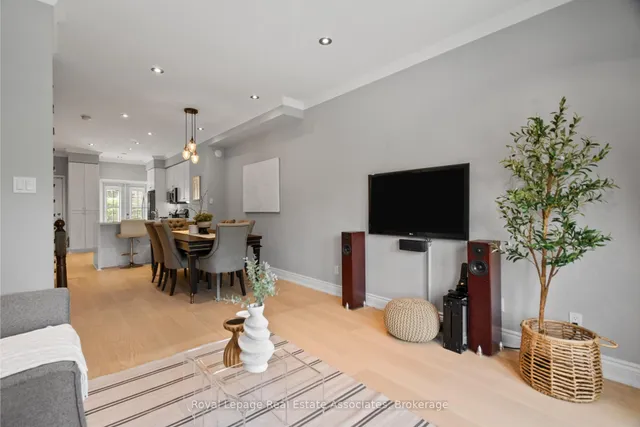 Additional image 17 of 1 Baxter St Unit 8