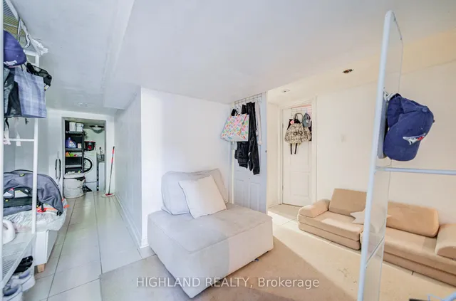 Additional image 24 of 123 Russett Ave