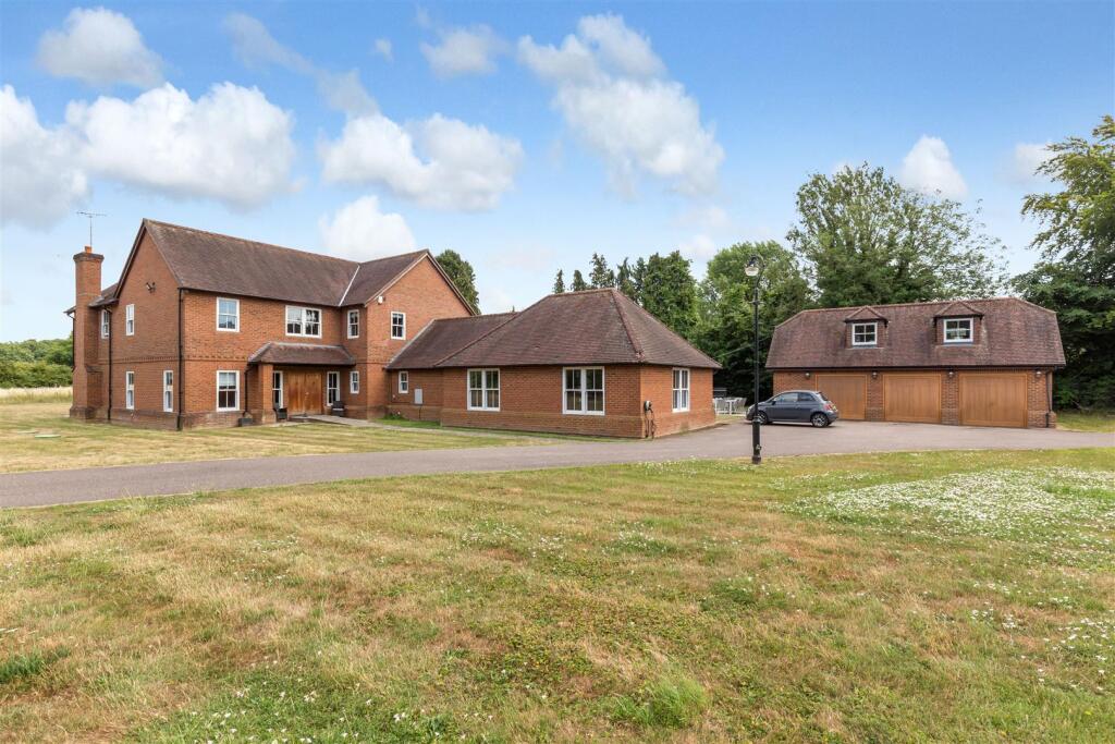 Property image for Pottersheath Road, Welwyn