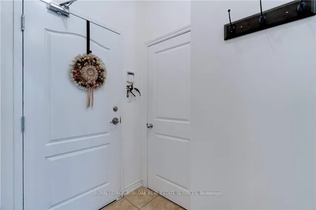 Additional image 8 of 5327 Upper Middle Rd Unit 111