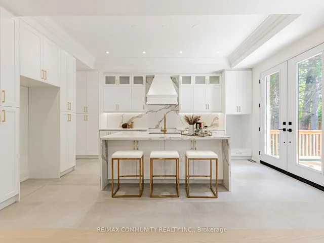 Additional image 15 of 43 Sugarbush Sq