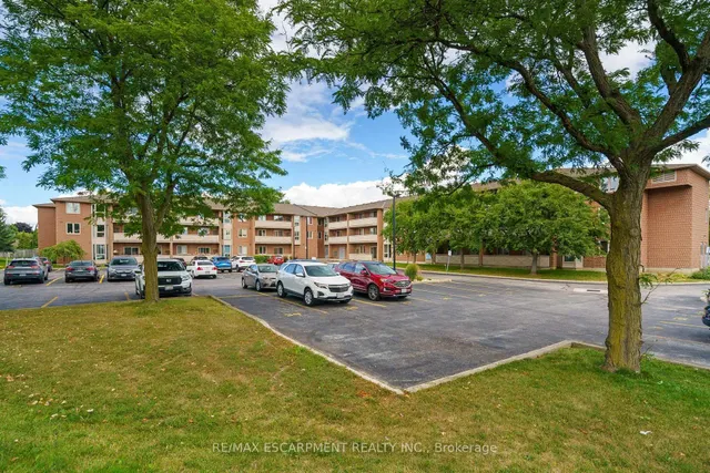 Additional image 30 of 416 LIMERIDGE Rd Unit 213