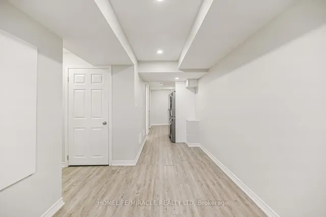 Additional image 48 of 35 Finegan Circ