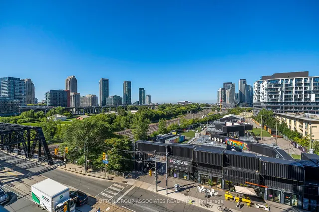 Additional image 15 of 27 Bathurst St Unit 508W