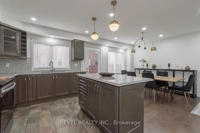 Additional image 8 of 9 Lothbury Dr