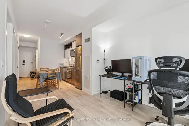 Additional image 8 of 60 PRINCESS St Unit 347