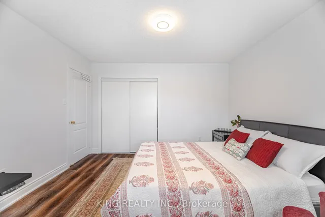 Additional image 33 of 89 Crystal Glen Cres