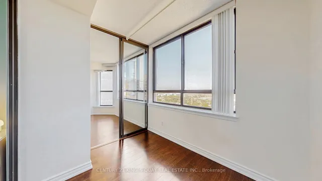 Additional image 27 of 55 Bamburgh Circ Unit 2002