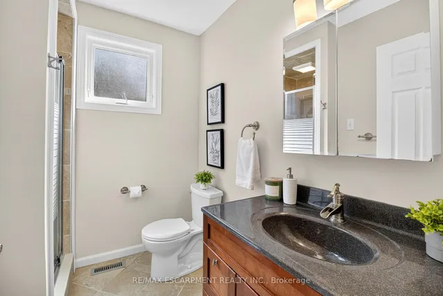 Additional image 20 of 150 Solomon Cres