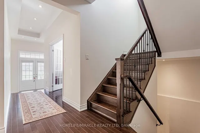 Additional image 2 of 170 Maxwell St Unit T