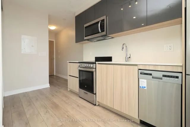 Additional image 3 of 3100 Keele St Unit 702