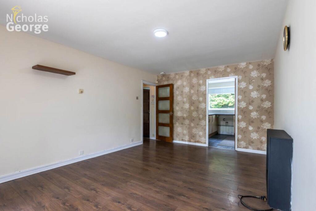 Additional image 3 of Avon Drive, Moseley, B13 9PS