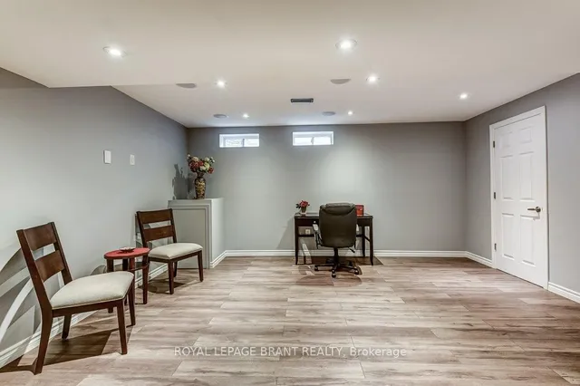 Additional image 28 of 35 Dredge Crt