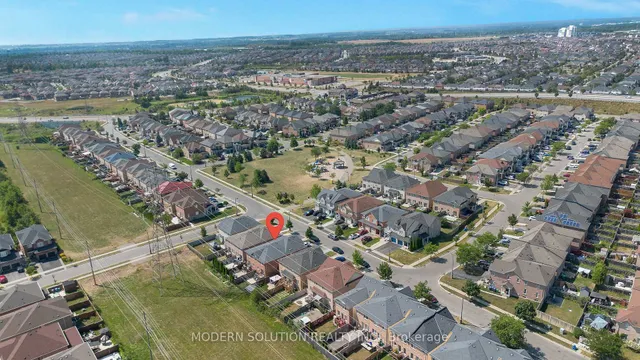 Additional image 46 of 67 Roundstone Dr