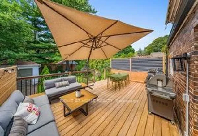 Additional image 37 of 66 CLIVEDEN Ave