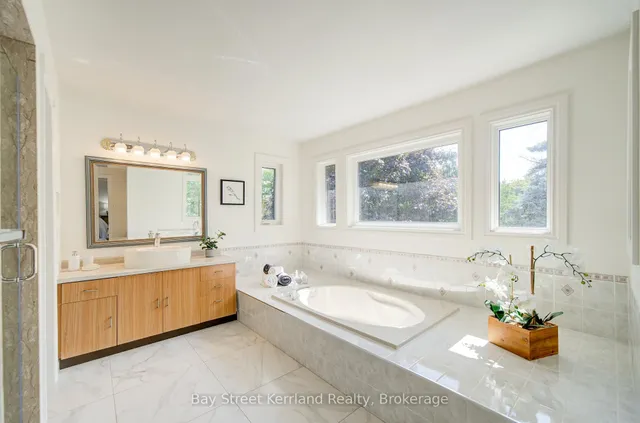 Additional image 30 of 423 Golden Oak Dr