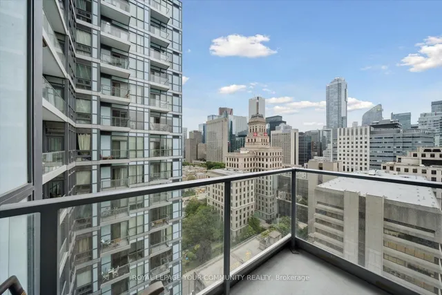 Additional image 19 of 210 Simcoe St Unit 1902