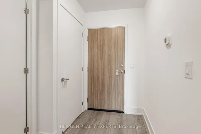 Additional image 10 of 3100 Keele St Unit 521