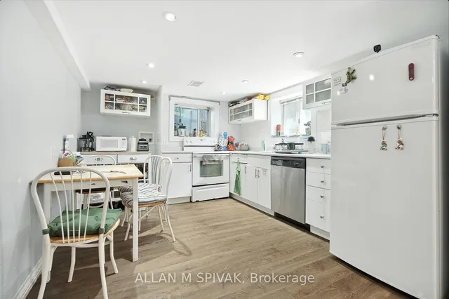 Additional image 22 of 21 Kelso Ave