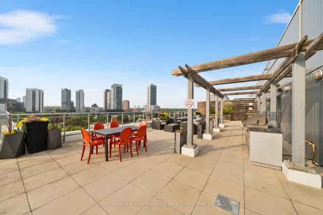 Additional image 26 of 510 King St Unit 212