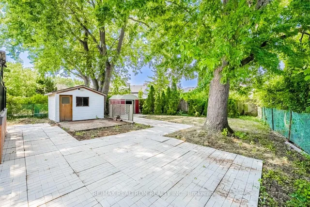 Additional image 32 of 79 Blanmora Dr