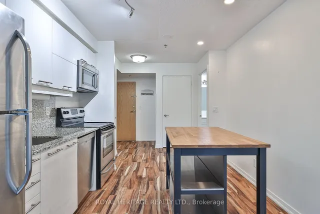 Additional image 10 of 38 Joe Shuster Way Unit 104