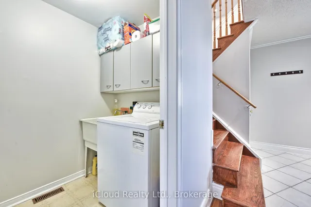 Additional image 13 of 14 Timberlane Dr