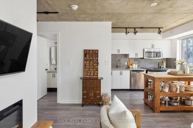 Additional image 9 of 800 King St Unit 811