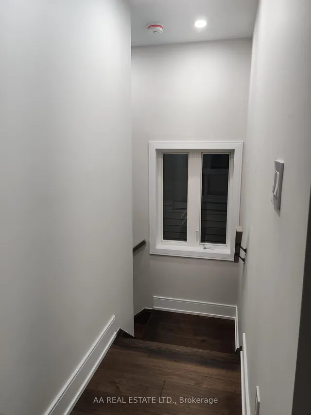 Additional image 35 of 471 Jones Ave