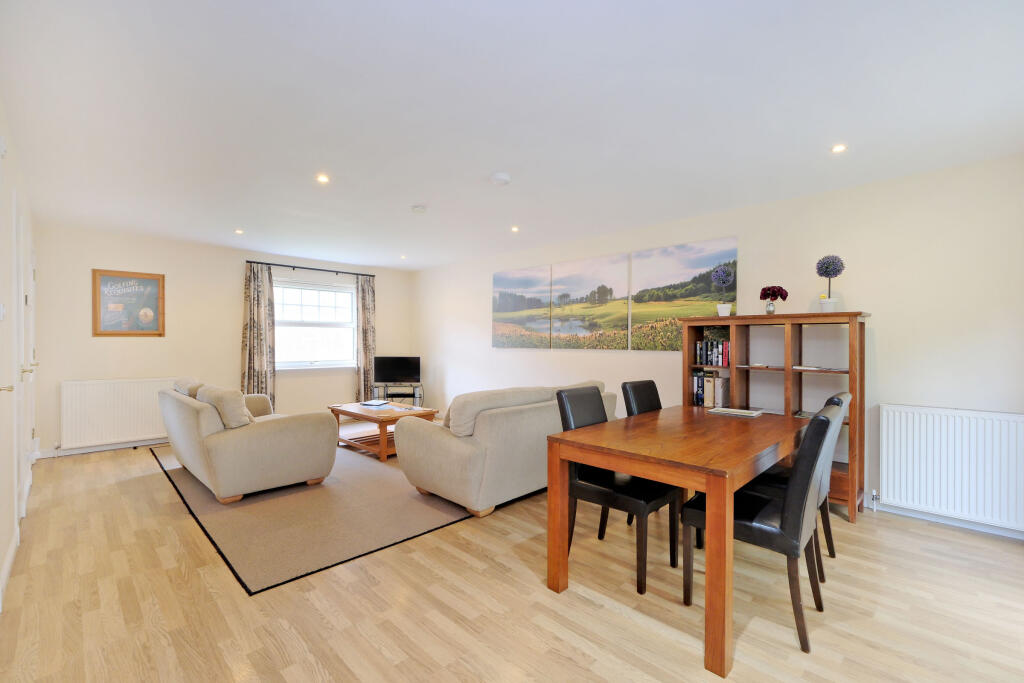 Additional image 11 of 4 Queens Court, Inchmarlo, Banchory, AB31