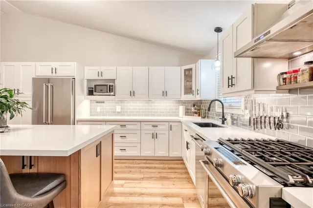 Additional image 18 of 31 Bolzano Crt