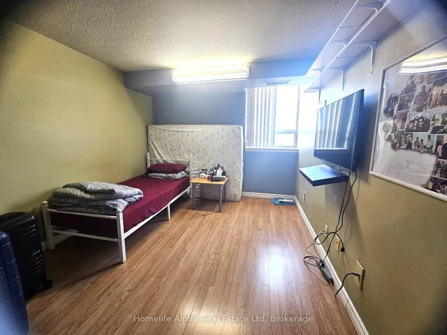 Additional image 8 of 2460 Eglinton Ave Unit 706