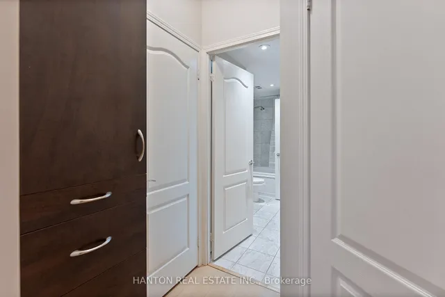 Additional image 17 of 77 Mcmurrich St Unit 403