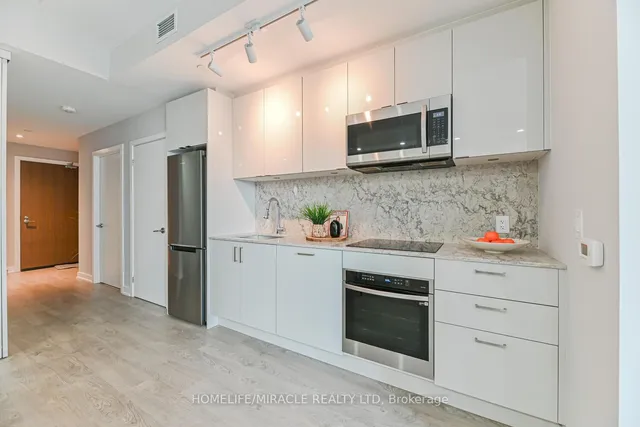 Additional image 12 of 1926 Lakeshore Blvd Unit 3811