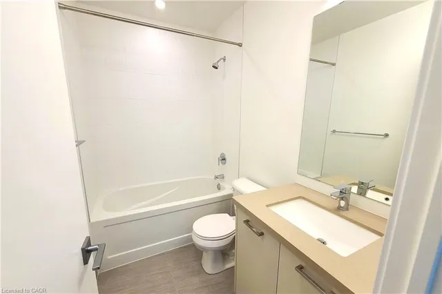 Additional image 19 of 479 Charlton Ave Unit 408