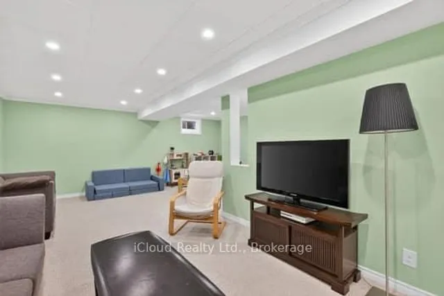 Additional image 32 of 178 Martindale Cres