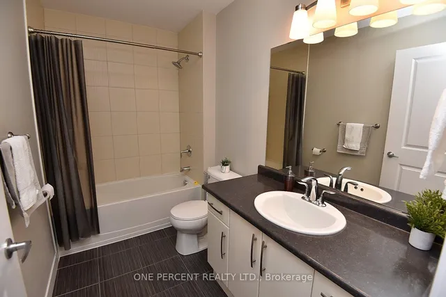 Additional image 18 of 5317 Upper Middle Rd Unit 231