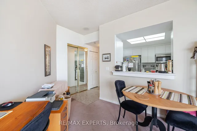 Additional image 13 of 7 Concorde Pl Unit 3610