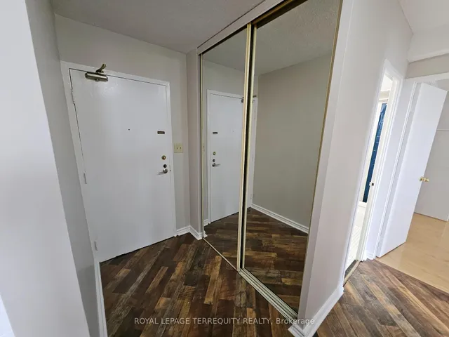 Additional image 4 of 5 Shady Gfwy Unit 1402