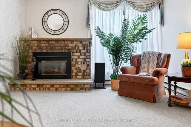 Additional image 10 of 1552 Kerns Rd Unit 4